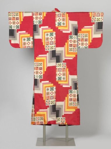 Kimono for an unmarried woman