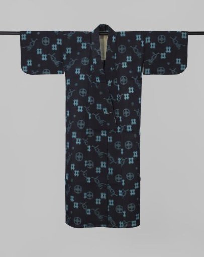 Women's kimono with baseball players