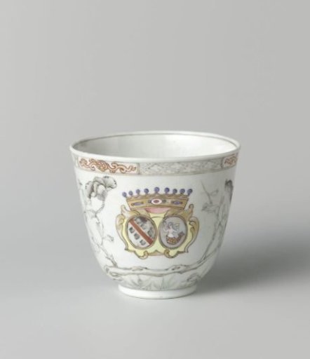 Cup with the arms of Vincent de Gournay (1676-1743) and Marie-Françoise Séré de la Ville-Materre