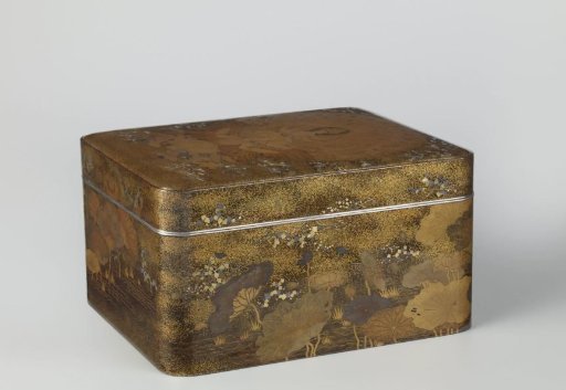 Cosmetics box