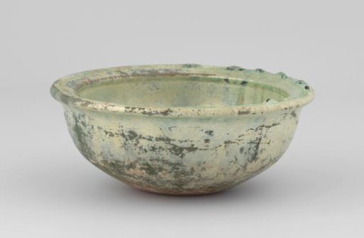 Round bowl with green glaze
