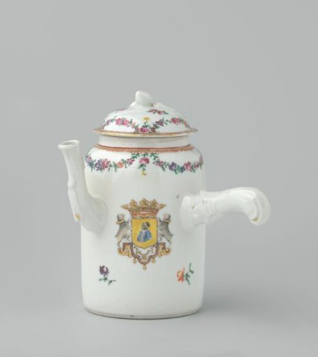 Chocolate pot with the coat of arms of the Luls family