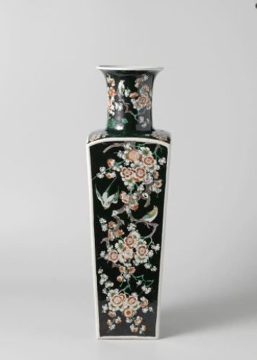 Drucker Vase