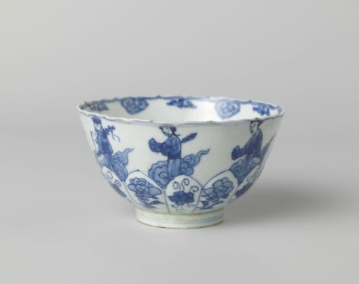 Bowl with the Eight Taoist Immortals