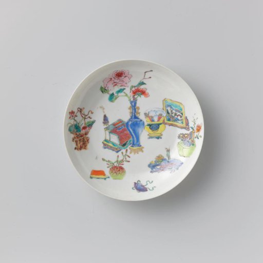 Saucer-dish with precious objects