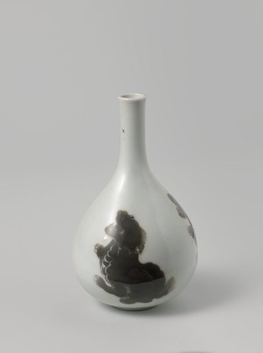 Pear-shaped bottle vase with three shishi