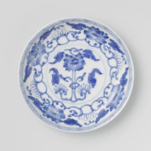 Saucer with lotus scrolls and fungi