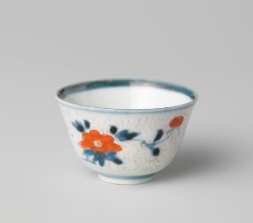 Bell-shaped cup with flower sprays and foliate scrolls