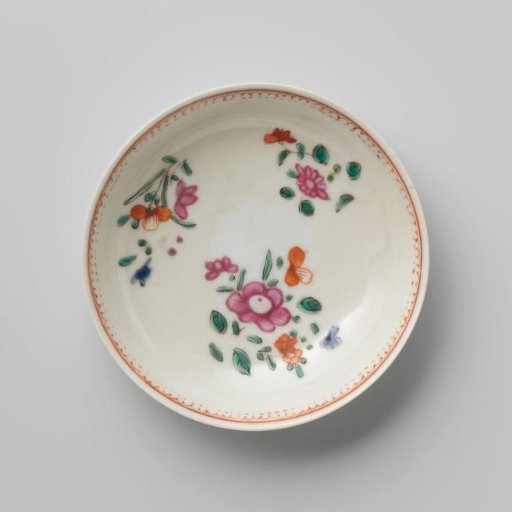 Saucer with three flower sprays
