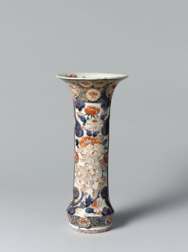 Beaker vase with shishi, hoo-birds, flowering plants and floral scrolls