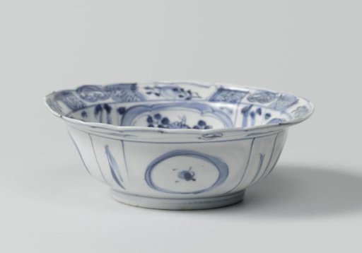 Klapmuts (broad-based, flat-lipped bowl)