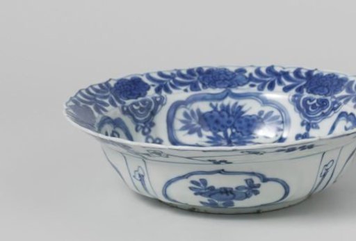 Klapmuts (broad-based, flat-lipped bowl)