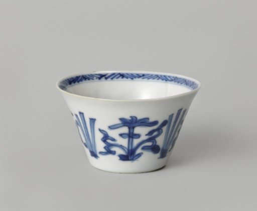 Cup with stylised flowers