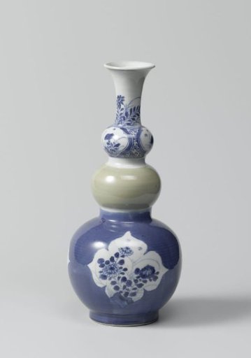 Gourd-shaped Bottle