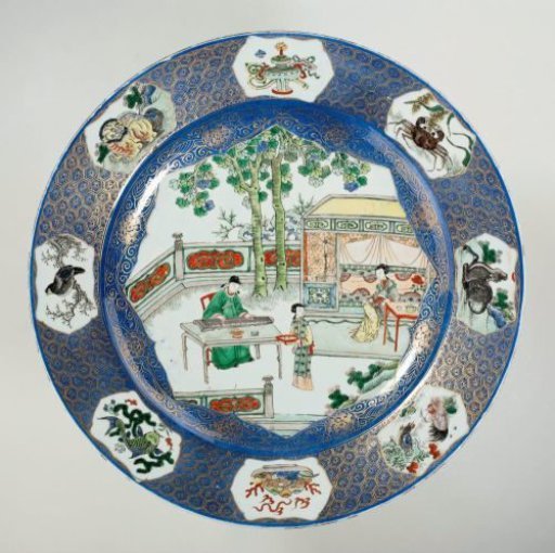Dish with bleu poudré and figures on a terrace