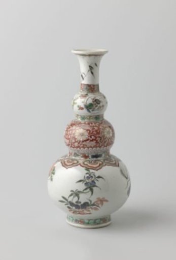 Triple-gourd vase with flower sprays and insects