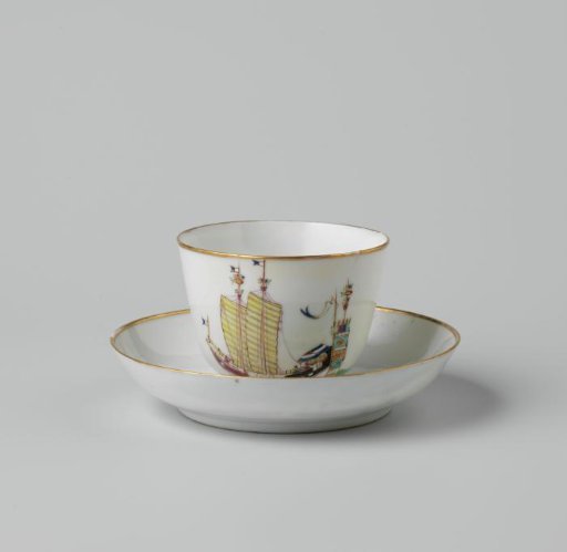 Cup and saucer with a Chinese junk and the arms of Amsterdam