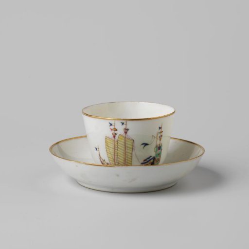 Cup and saucer with a Chinese junk and the arms of Amsterdam