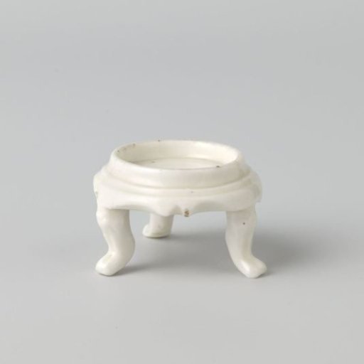 Stand of pear-shaped vase with chilong dragon
