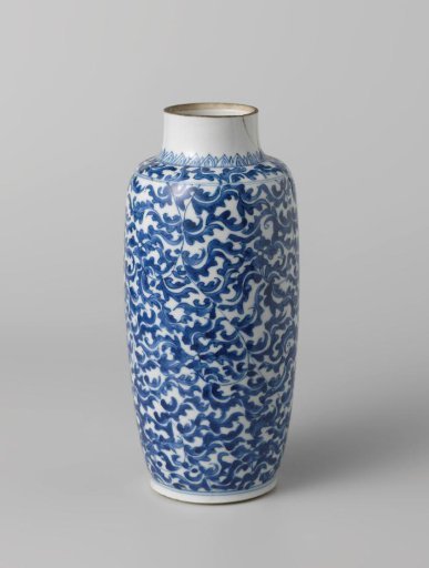 Ovoid covered jar with continuous foliate scrolls