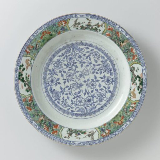Dish with stylised flower scrolls, flower sprays and animals