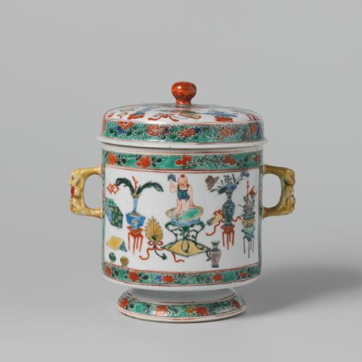 Covered jar with antiquities in panel decoration