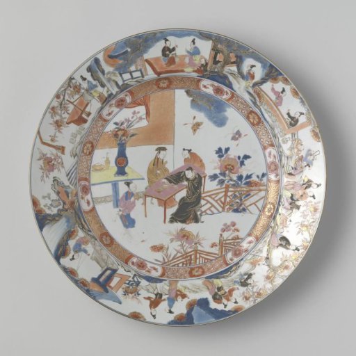 Dish depicting silk production on the rim