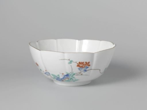 Lobed bowl with peony, pomegranate and horsetail