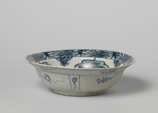 Bowl (klapmuts) with auspicious symbols, tassels and flower sprays