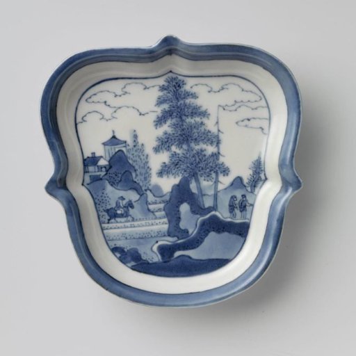 Two small dishes and a plate