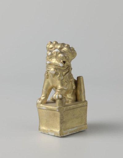 Figure of a shishi