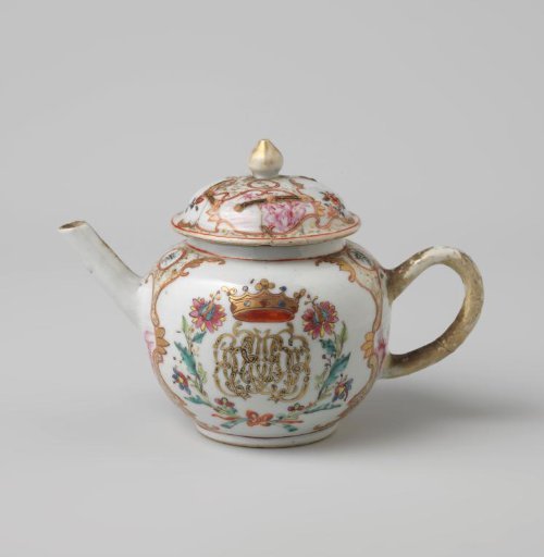 Teapot with a crowned, illegible monogram surrounded by two flower sprays