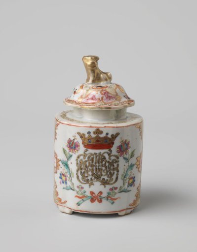 Tea caddy with a crowned, illegible monogram surrounded by two flower sprays