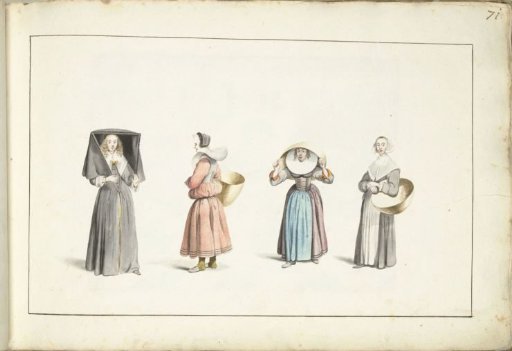 Four women in Münster dress