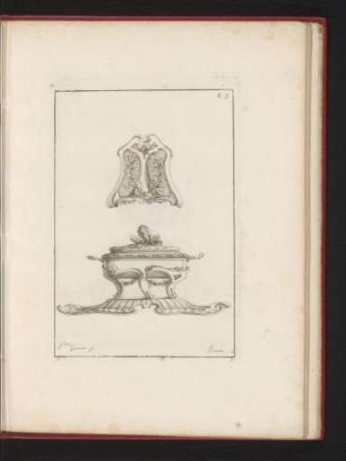 Design for a serving dish with its stand