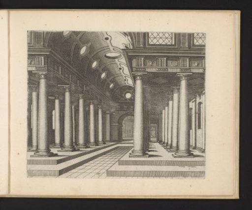 Hall with a barrel vault and Tuscan order columns