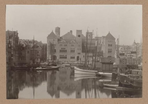 View of the Beurs van Berlage from the Damrak, Amsterdam