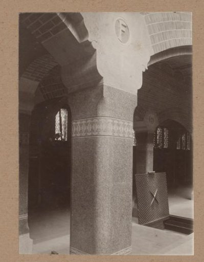 Column in the Goods Exchange Hall of the Stock Exchange of Berlage in Amsterdam