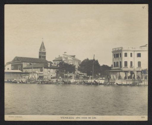 View of the quay of the Lido
