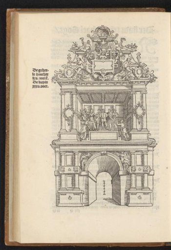 The City's Triumphal Arch with Philip's Motto