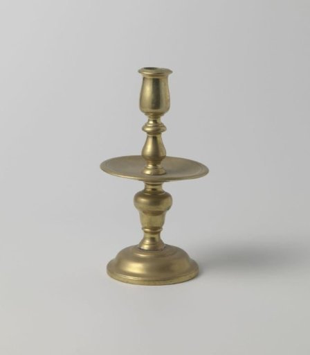 Collar candlestick of brass
