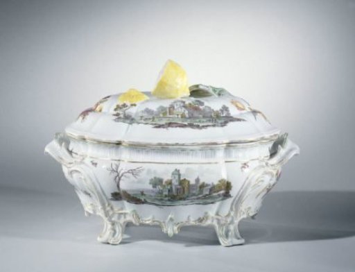 Tureen with landscapes and bouquets