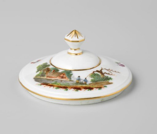 Lid of a sugar pot, painted with a river landscape with farms and figures