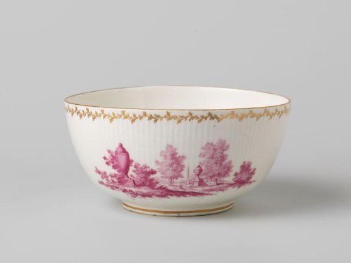 Spool bowl, painted with a park landscape