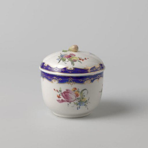Sugar bowl