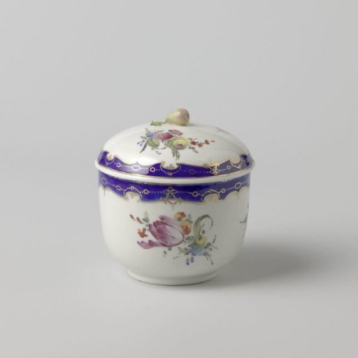 Sugar pot