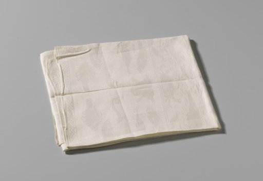 Napkin with ships, fish, and the coats of arms of Scipio Meckama van Aijlva and Lucia van Eysinga