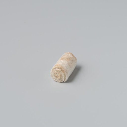 Roll of linen, damask weave with a pelican pattern