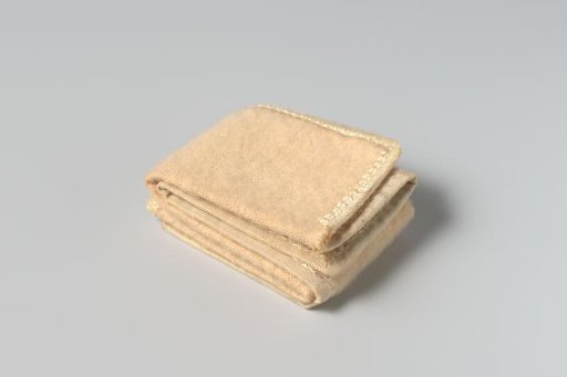 Blanket of white wool, trimmed with blue silk ribbon