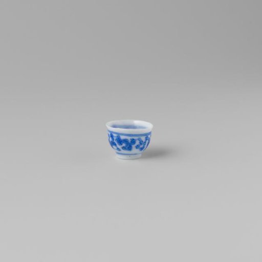 Bowl, decorated with floral motifs